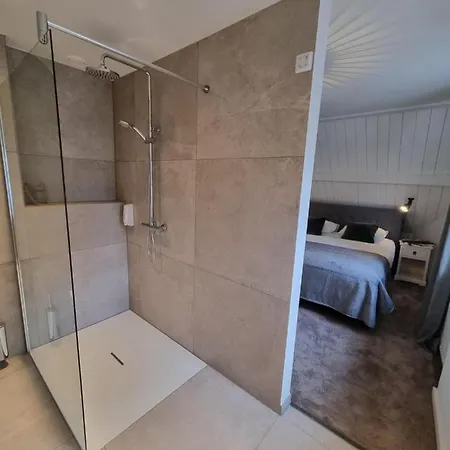 De Kleine Vesting Bed & Breakfast *