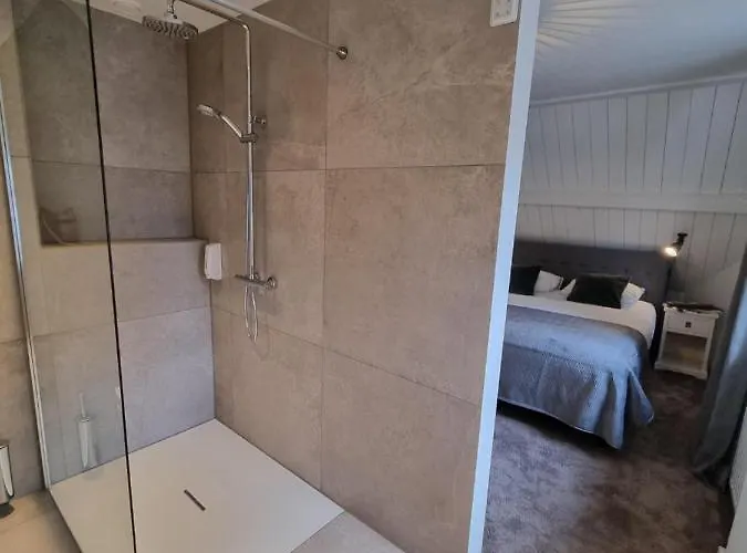 De Kleine Vesting Couette-café *